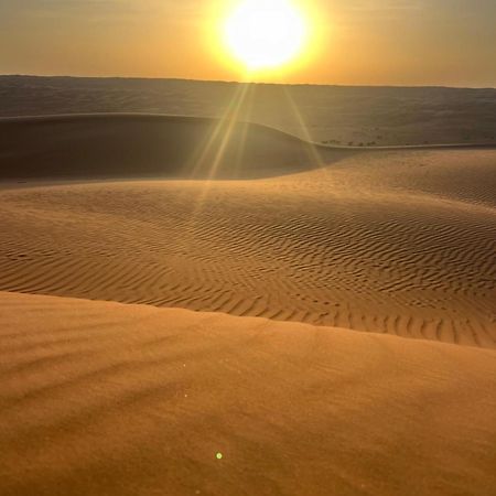 Crescent Desert Private Camp Shāhiq Buitenkant foto