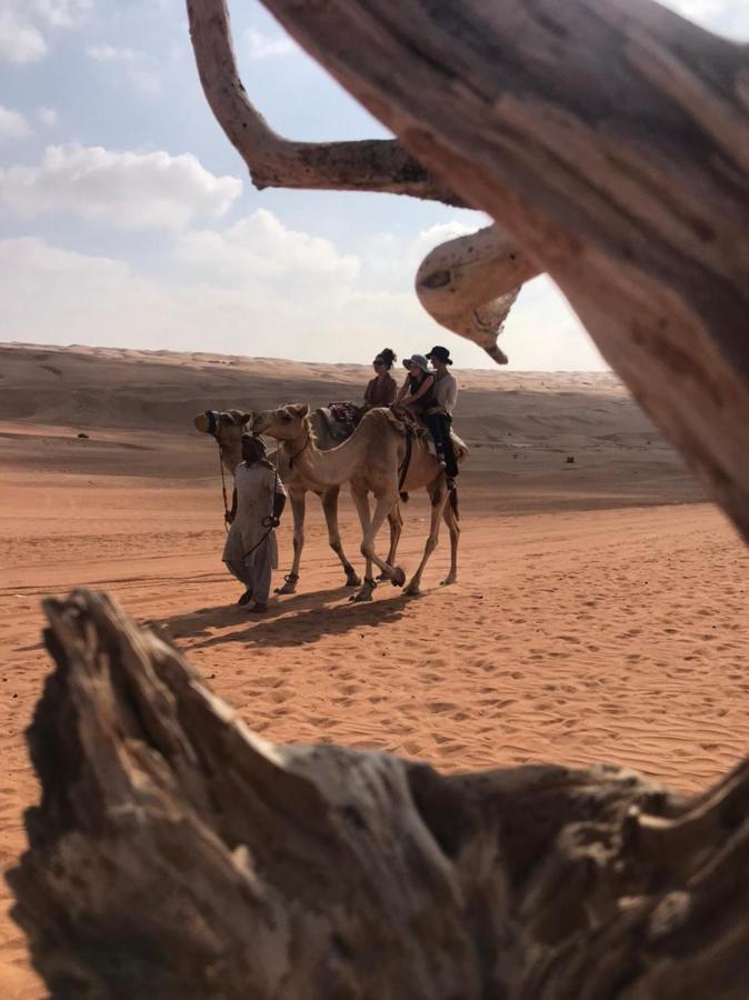 Crescent Desert Private Camp Shāhiq Buitenkant foto