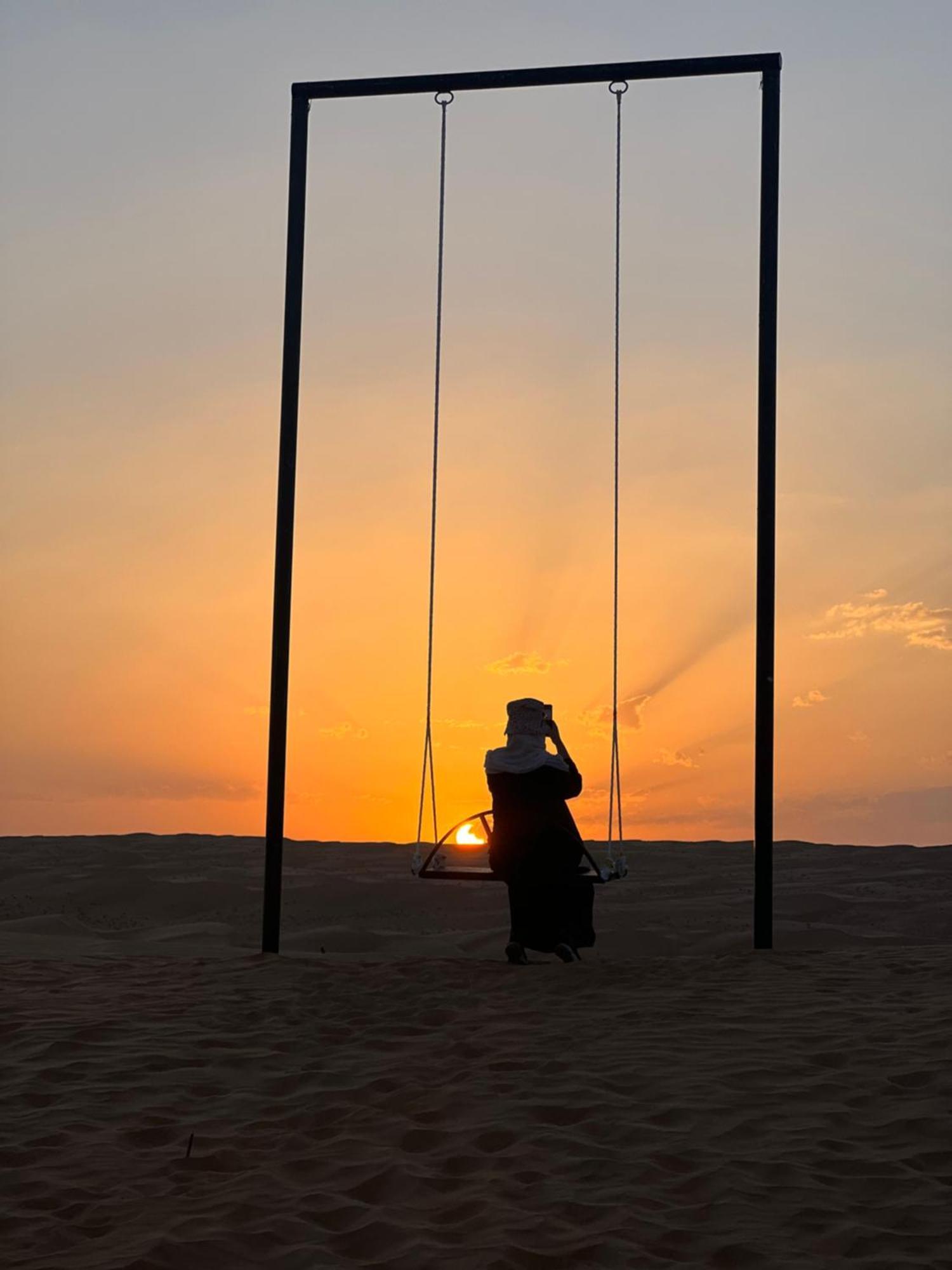 Crescent Desert Private Camp Shāhiq Buitenkant foto