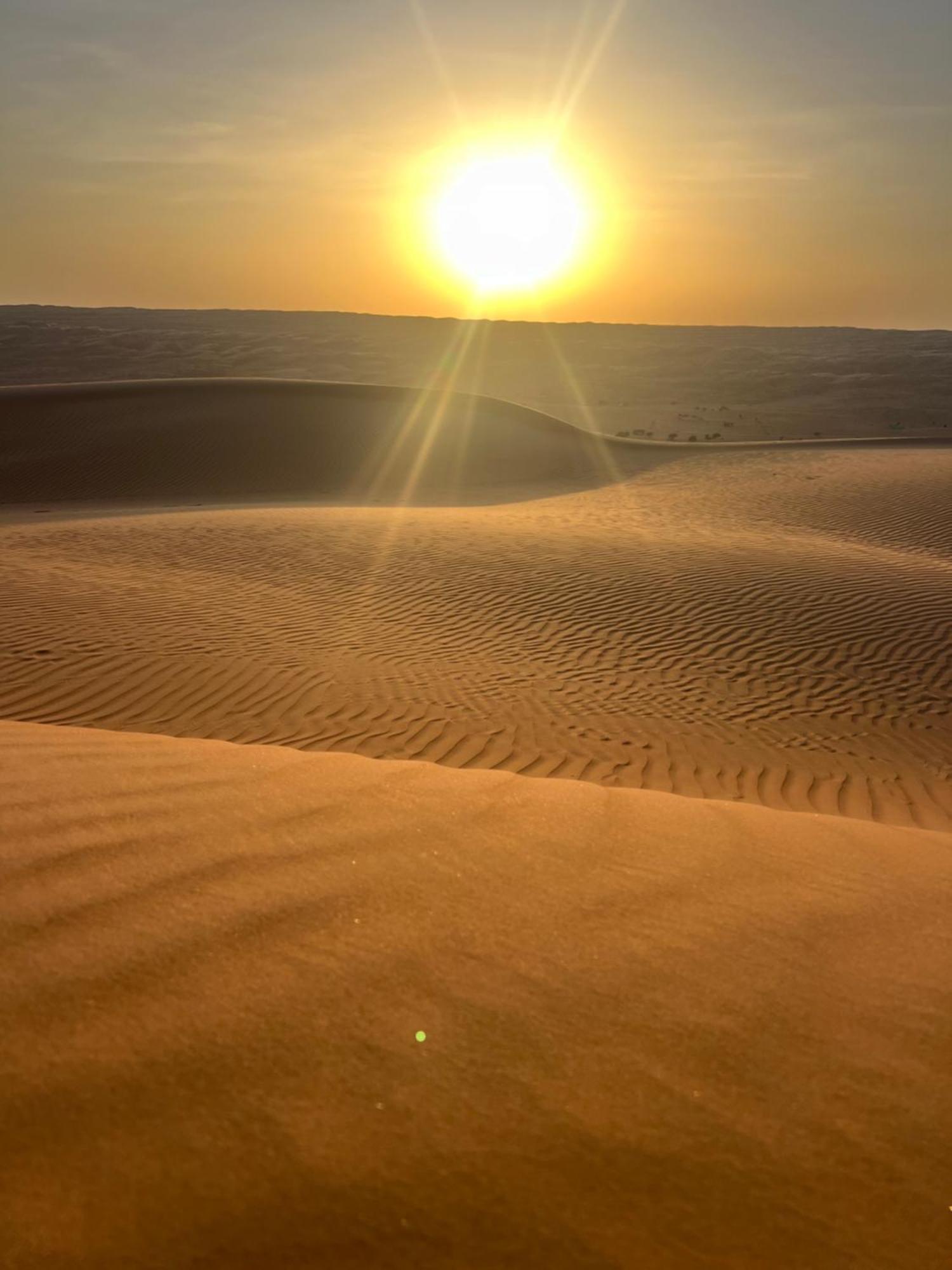 Crescent Desert Private Camp Shāhiq Buitenkant foto