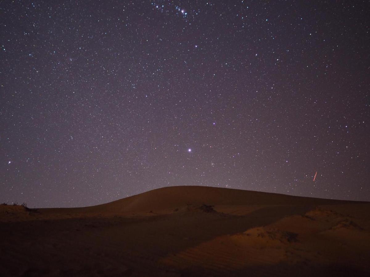 Crescent Desert Private Camp Hotel Shāhiq Buitenkant foto